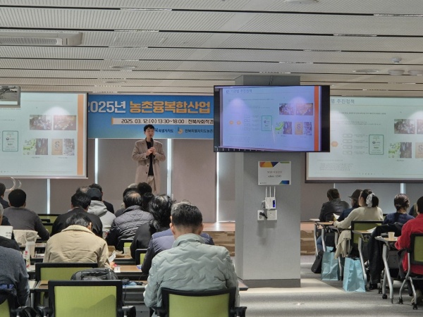 최진형_부장님_(23).jpg 최진형_부장님_(23).jpg
